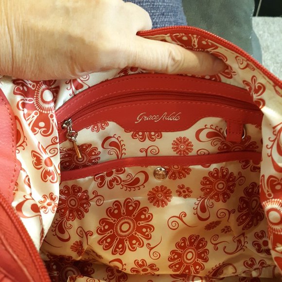 Grace Adelle Shoulder Bag Purse with Clear Make-up Bag & Bag in Barbiecore Pink - Picture 6 of 8